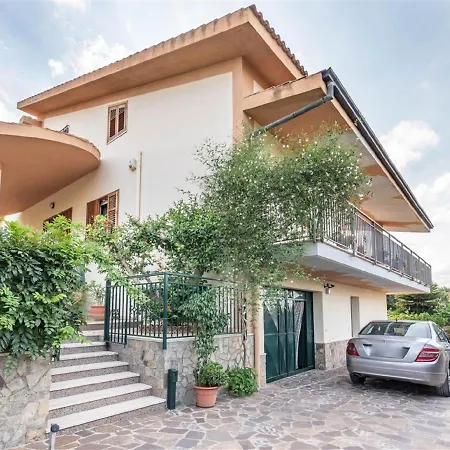 Holiday home Belvilla By Oyo Portella Di Mare *