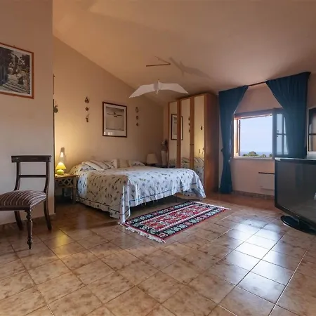 Belvilla By Oyo Portella Di Mare